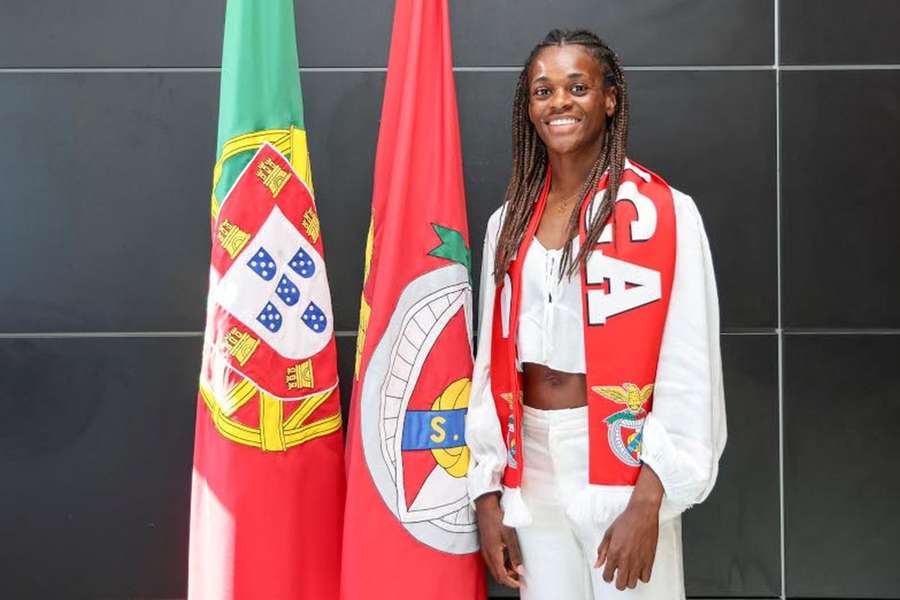 Diana Silva apresentada no Benfica