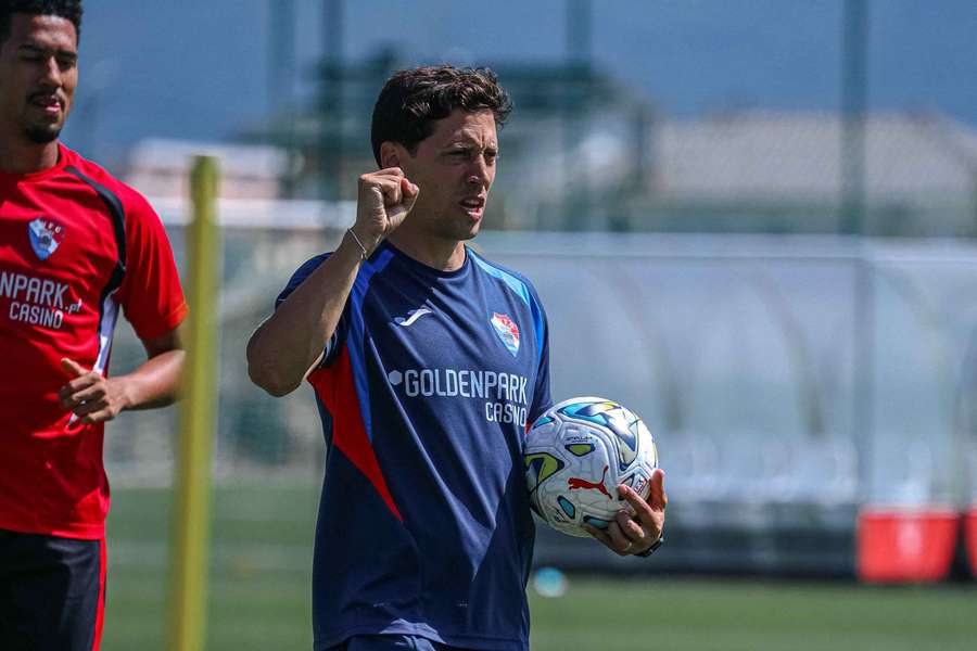 Luís Pinto quer Gil Vicente com identidade e a respeitar "herança" Luís Pinto quer Gil Vicente com identidade e a respeitar "herança"