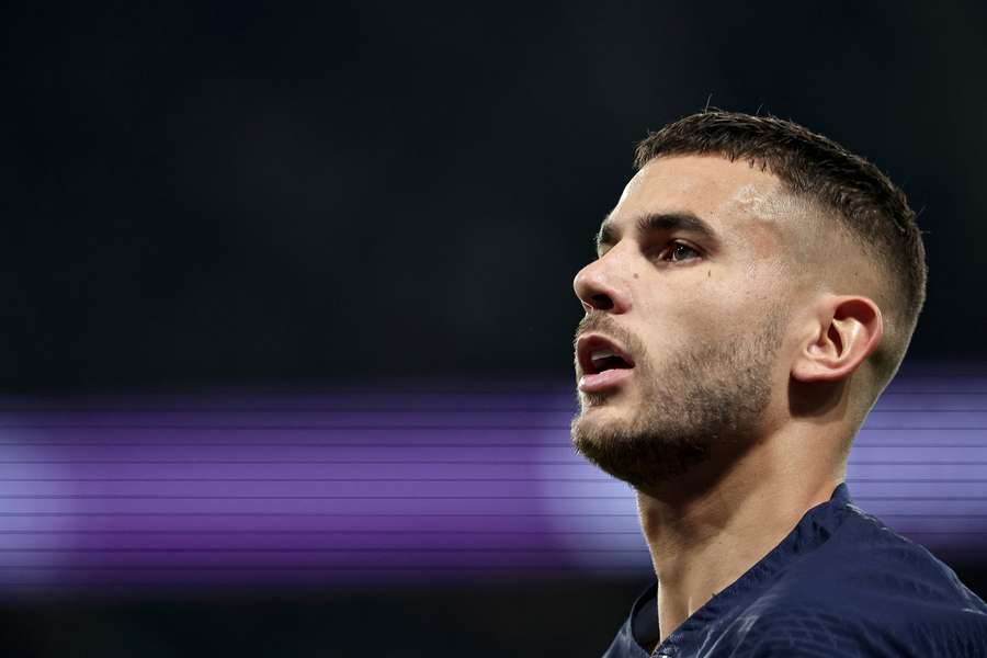 Lucas Hernández sente-se bem fisicamente