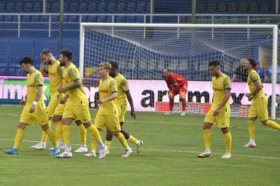 Petrolul Ploieşti câștig Botoşani (2-0), în Superligă