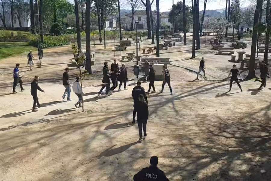 Vídeo das agressões entre adeptos das duas equipas