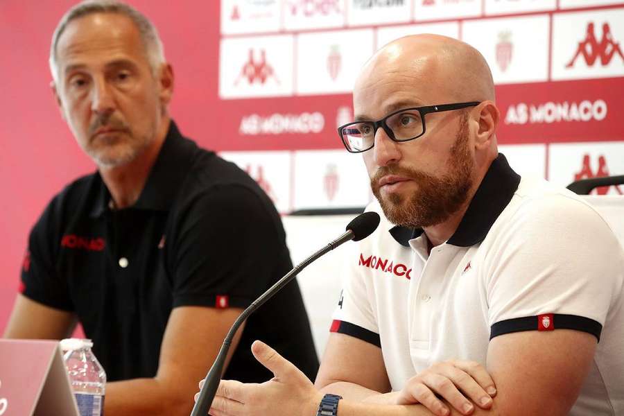 Thiago Scuro et Adi Hütter lors de la présentation de l'Autrichien l'été dernier. 