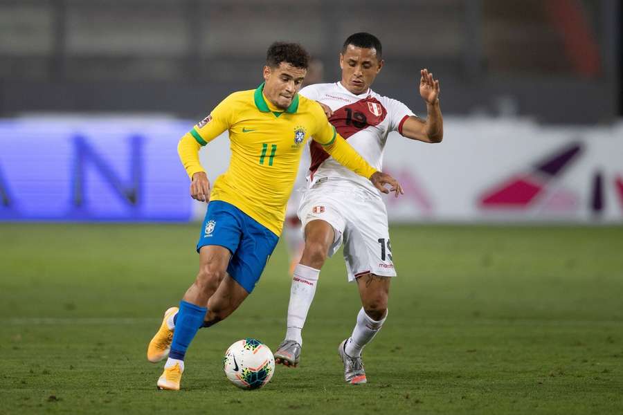 Firmino, Coutinho e Dani Alves: as dúvidas do Brasil para a convocação da Copa