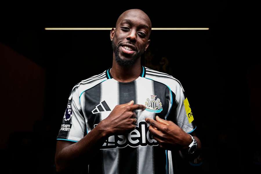 Wissa com o Newcastle Wissa com o Newcastle