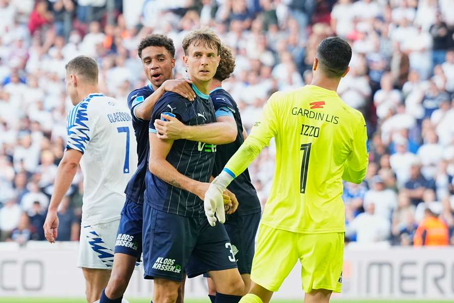 Trods 10 mand i mere end en time: Randers høster fortjent point i Parken