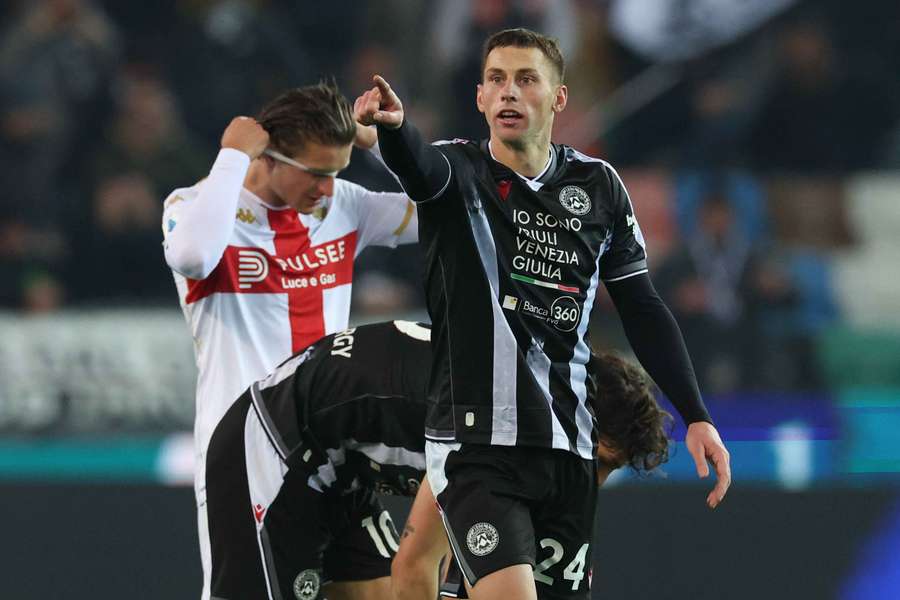Pierwsza bramka Piotrowskiego dla Udinese, Polak na ławce trenerskiej gospodarzy