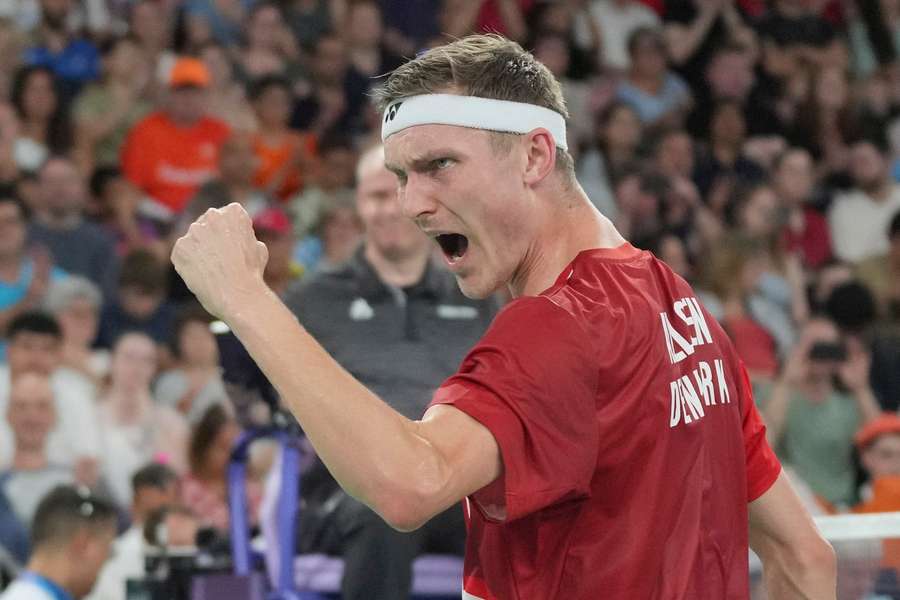 Axelsen sætter irer på plads: Klar til kvartfinale