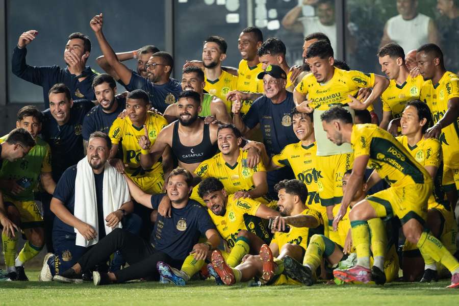 Jogadores do Mirassol vibram com vaga direta na Libertadores Jogadores do Mirassol vibram com vaga direta na Libertadores