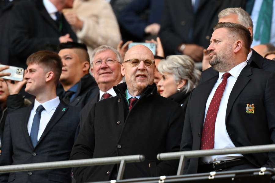 Avram Glazer (C) in attendance at the Carabao Cup final