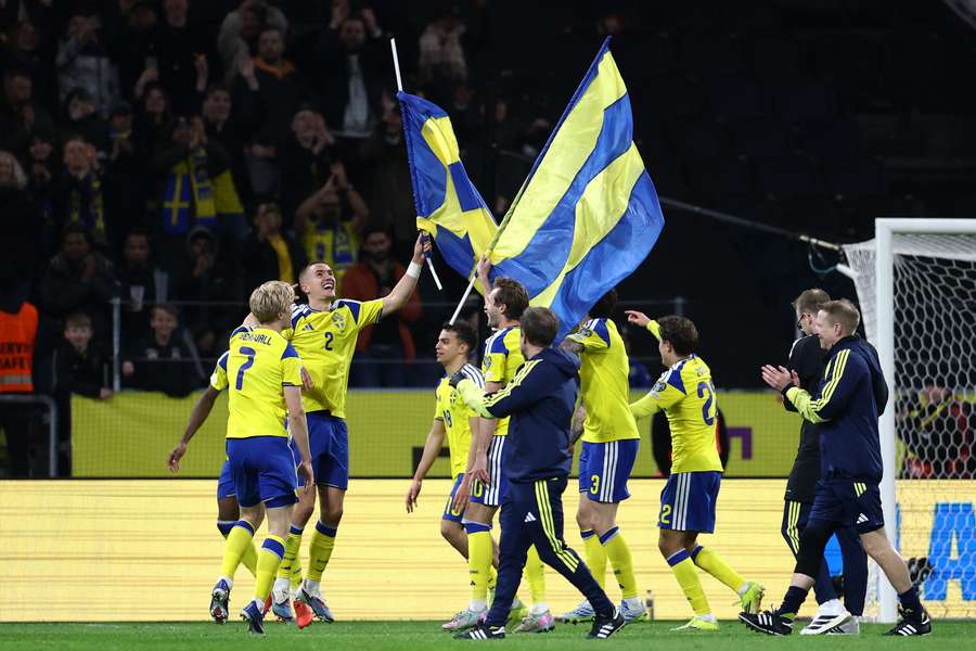 Sweden celebrate qualifying