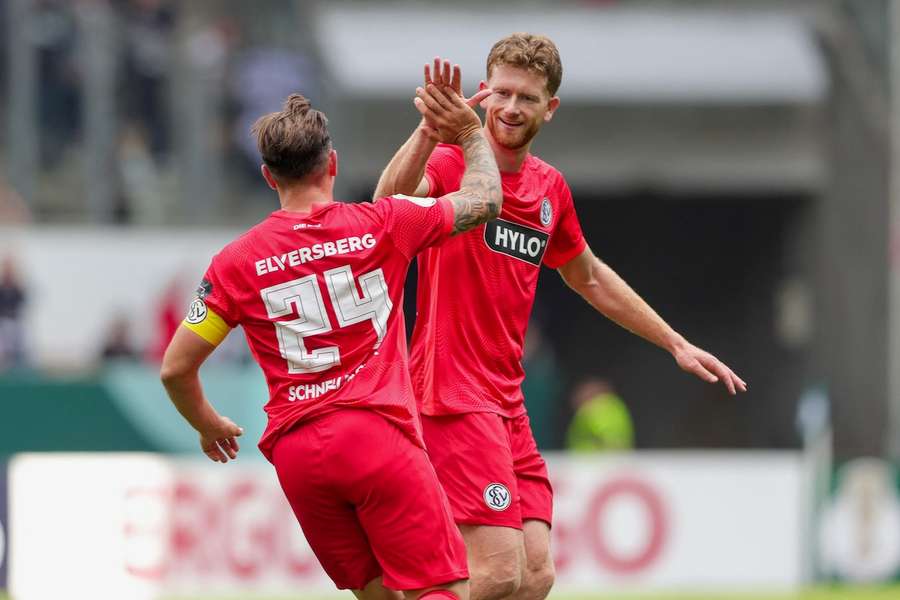 Die SV Elversberg startet gegen Bayer Leverkusen in die neue Saison.