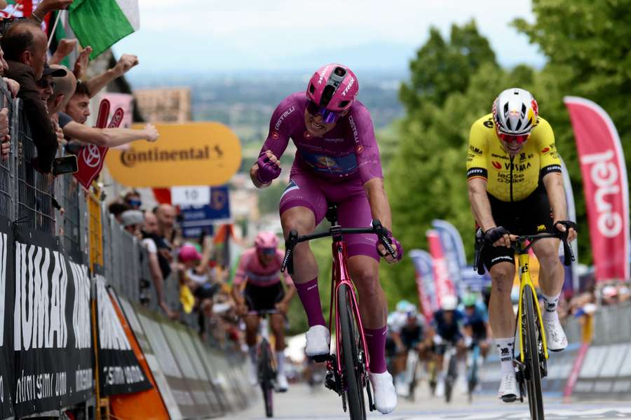 Pedersen znów wygrywa etap Giro d'Italia, Majka "wciągnął" Wisłę Kraków do wyścigu