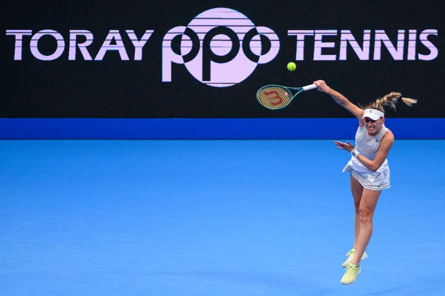 Tenis Flash: Rybakina jest w półfinale w Tokio, bardzo ciekawe ćwierćfinały w Wiedniu