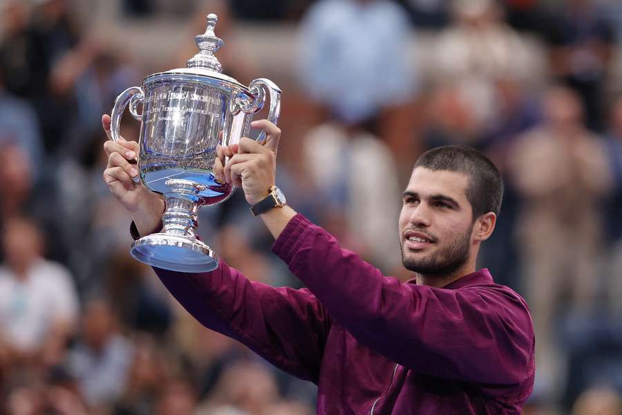 Alcaraz with the US Open trophy