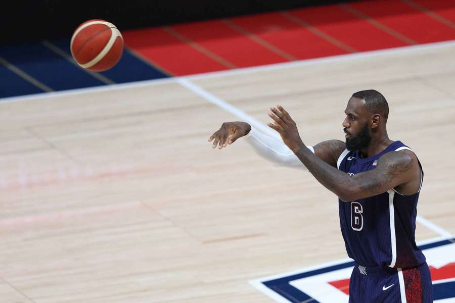 LeBron James uratował koszykarzy USA od porażki z Sudanem Południowym