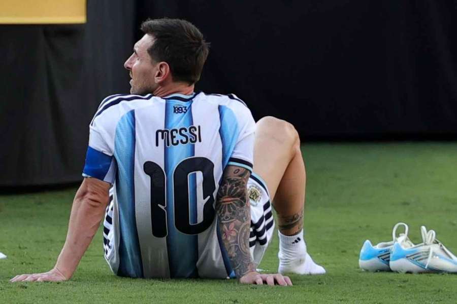 Lionel Messi se retrage din naționala Argentinei Lionel Messi se retrage din naționala Argentinei