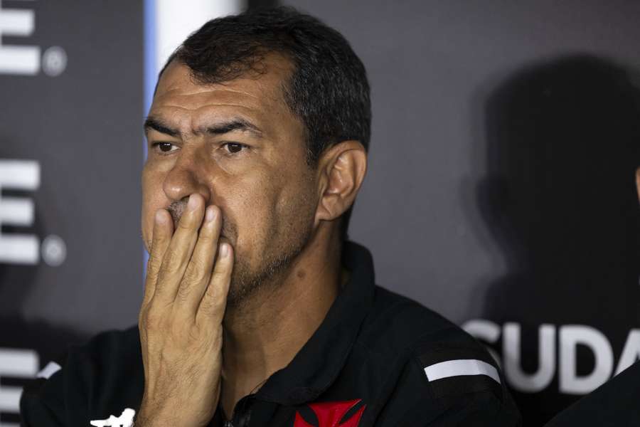 Fábio Carille foi bastante vaiado pelos adeptos do Vasco em São Januário