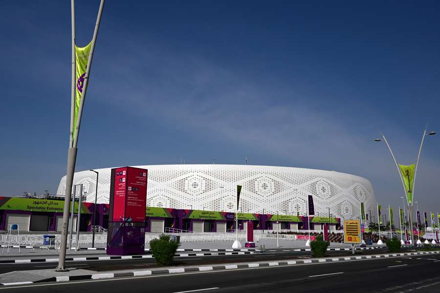 Al Thumama Stadium i Doha, hvor der altså kun vil blive serveret tyndt øl. Ingen alkohol bliver tilladt omkring stadions under VM.