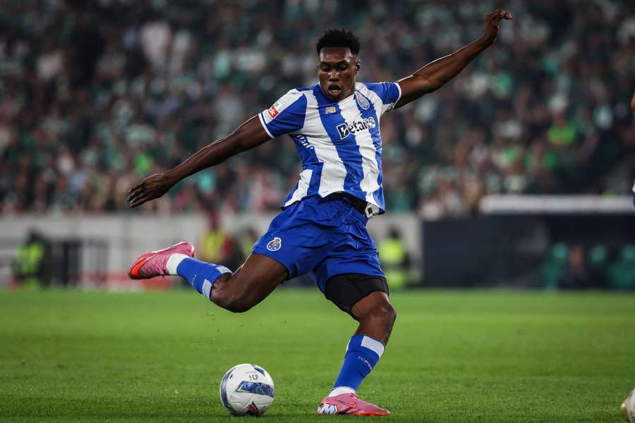 Samu, delantero del Oporto
