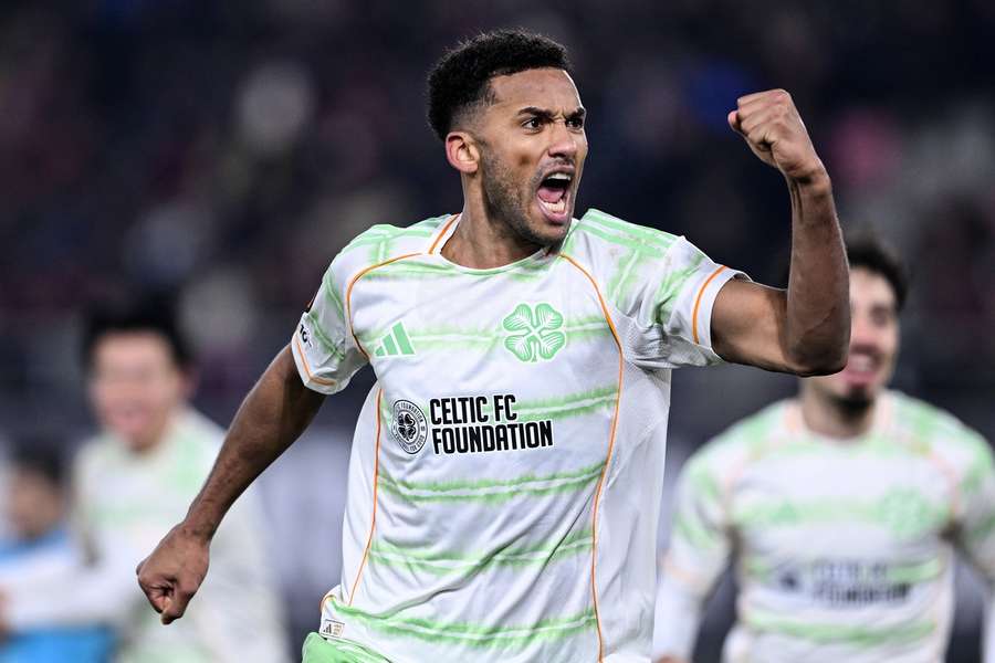 Americanul Auston Trusty a înscris pentru Celtic în poarta Bolognei, deși echipa sa evolua în 10 oameni