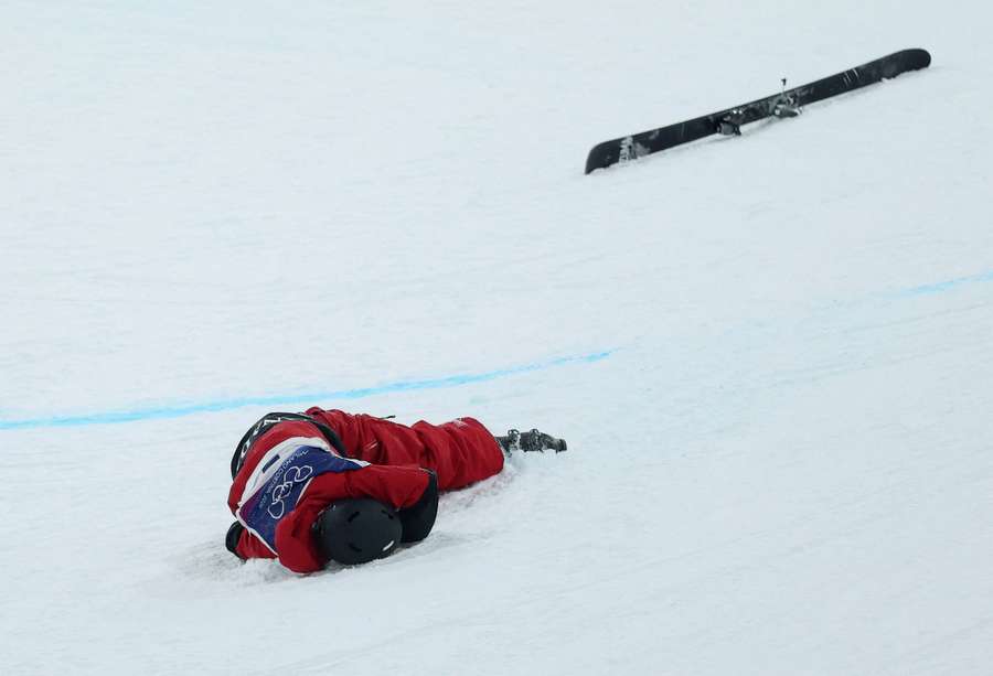 Sharpeová krátko po ťažkom páde.