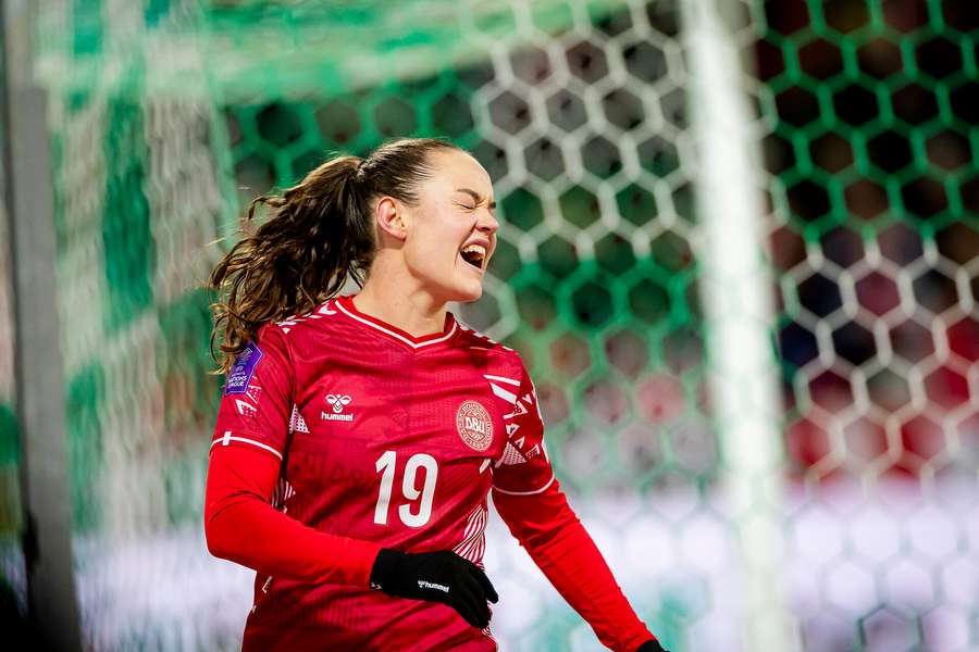 Janni Thomsen disputou o seu 35.º jogo pela Dinamarca