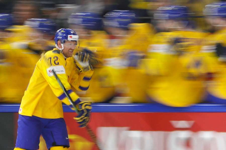 Hornqvist had 543 points in 901 NHL games