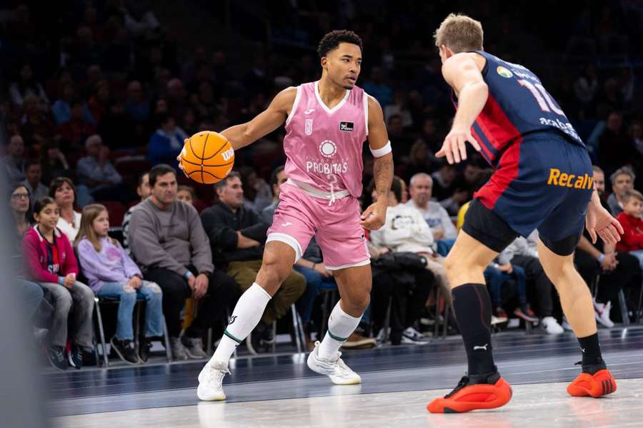 Dotson ante el Baskonia