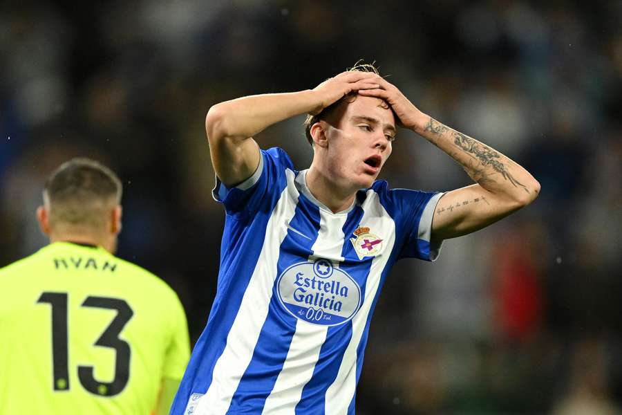 Asp Jensen se lamenta de la ocasión fallada al final del partido Asp Jensen se lamenta de la ocasión fallada al final del partido