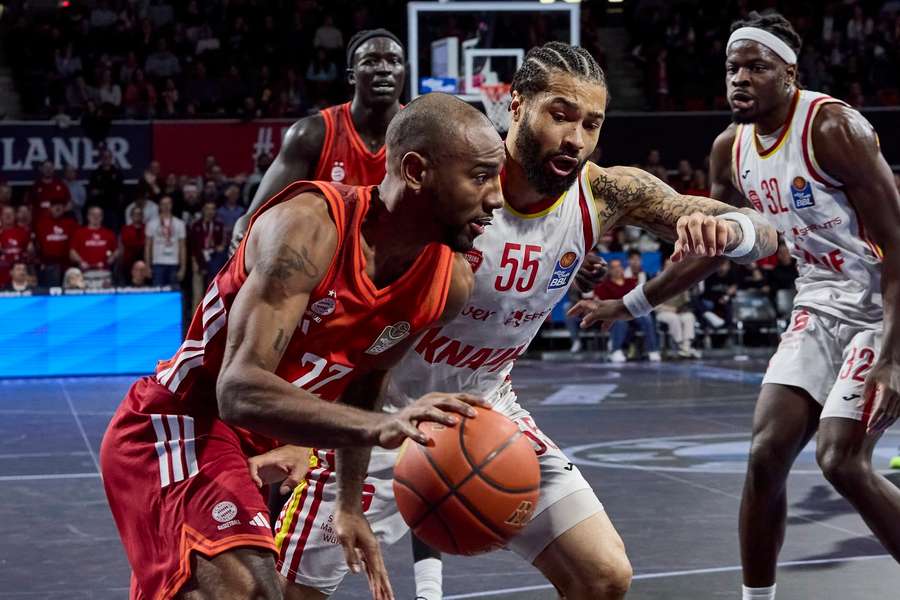 Isiaha Mike war mit 20 Punkten bester Werfer Isiaha Mike war mit 20 Punkten bester Werfer