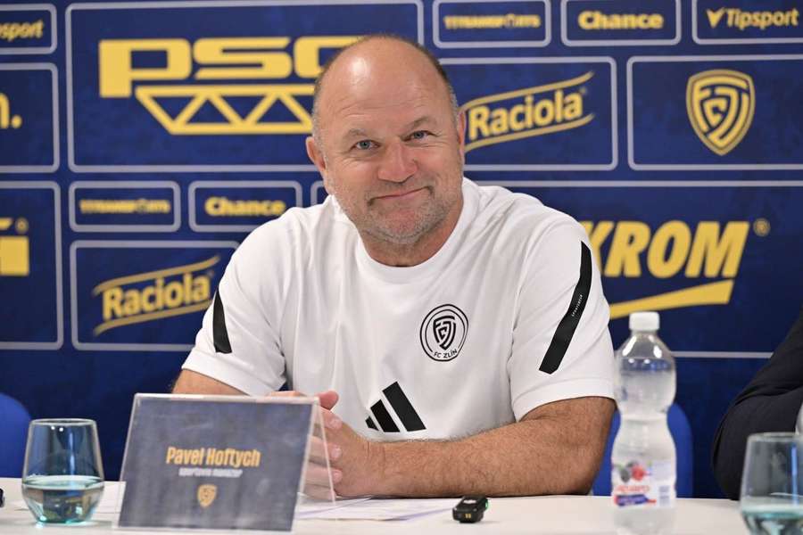 Zlínská zeď se vrací! Jugas je jako vyměněný, Hoftych teď shání parťáka k Poznarovi