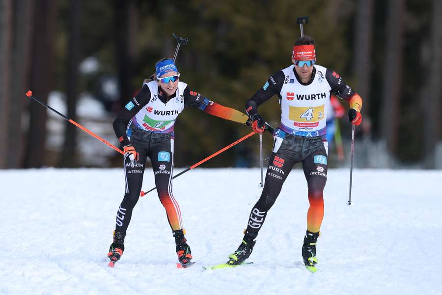 Franziska Preuß (l.) und Philipp Nawrath bei der Biathlon-WM in Lenzerheide.