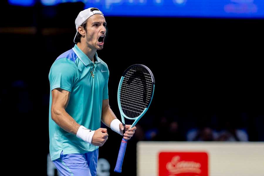 Lorenzo Musetti tijdens de wedstrijd tegen Alexander Zverev.