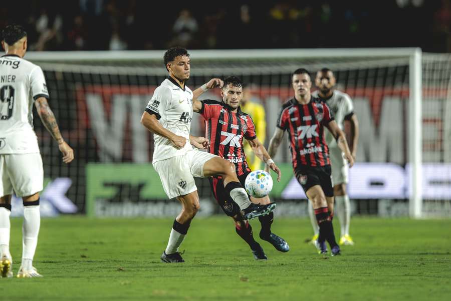 Atlético-MG teve altos e baixos no Barradão