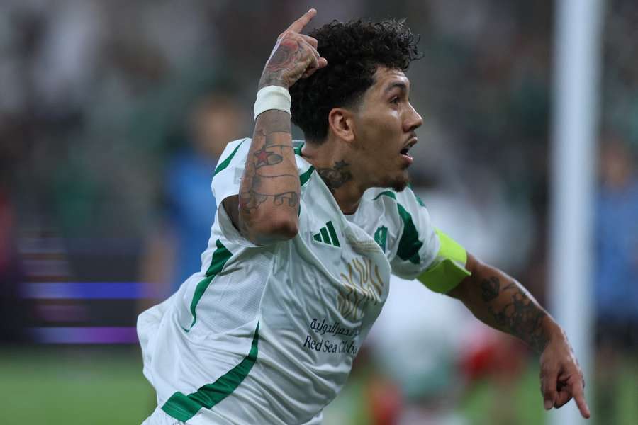 Kapitän Roberto Firmino bereitete beide Tore vor.