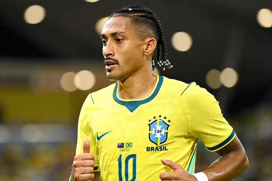 Ancelotti testou Raphinha como centroavante em treino antes do segundo amistoso contra a Austrália Ancelotti testou Raphinha como centroavante em treino antes do segundo amistoso contra a Austrália