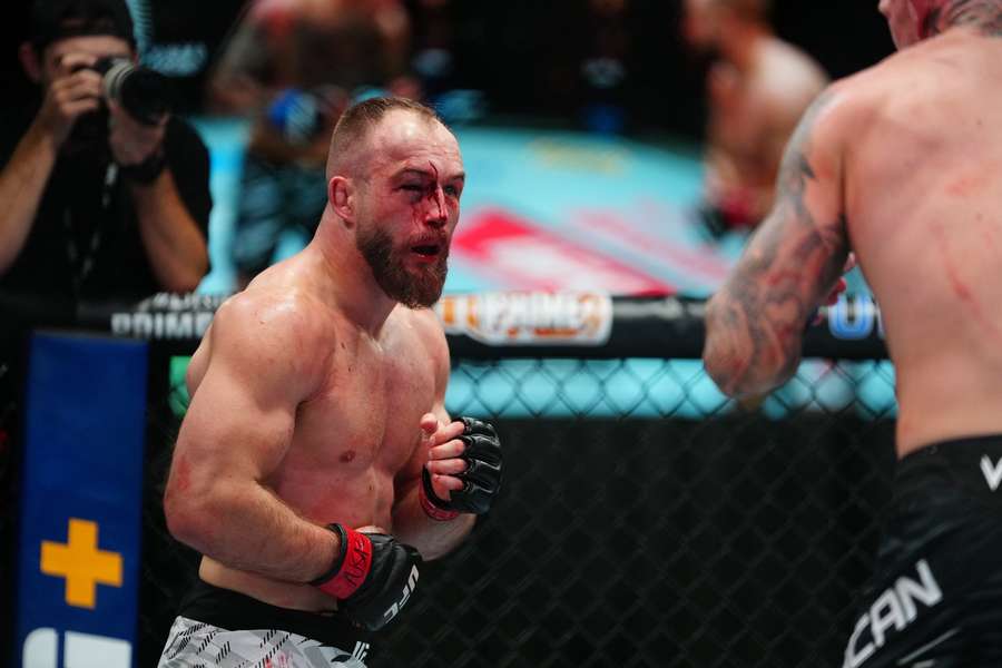 Rębecki przegrał krwawą bitwę w Las Vegas. Druga porażka Polaka w UFC