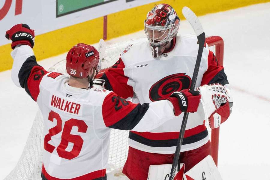 Hokeiści Hurricanes bliżej wielkiego finału po wyjazdowej wygranej z Montreal Canadiens Hokeiści Hurricanes bliżej wielkiego finału po wyjazdowej wygranej z Montreal Canadiens