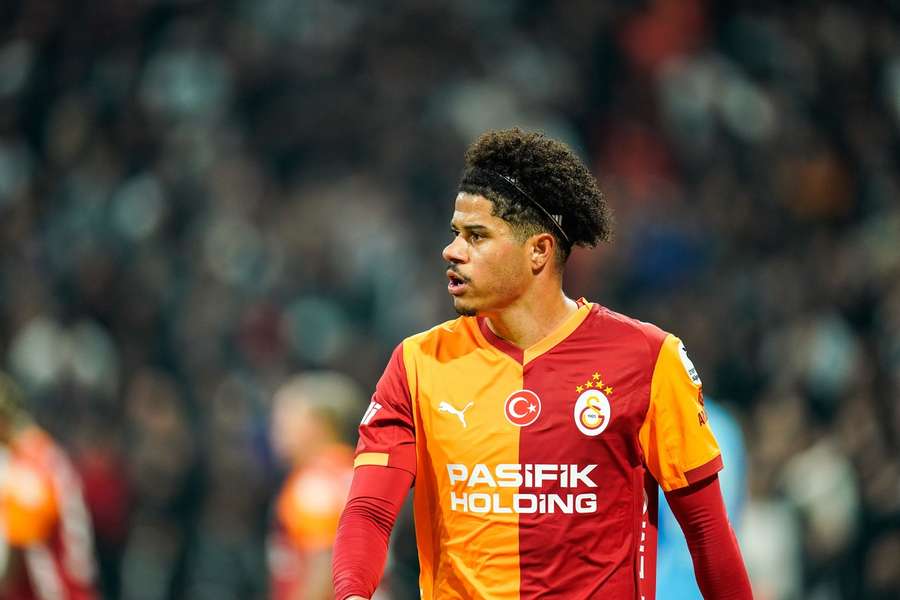 Galatasaray midfielder Gabriel Sara