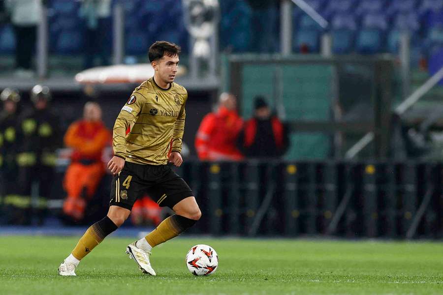 Zubimendi, ante la Lazio