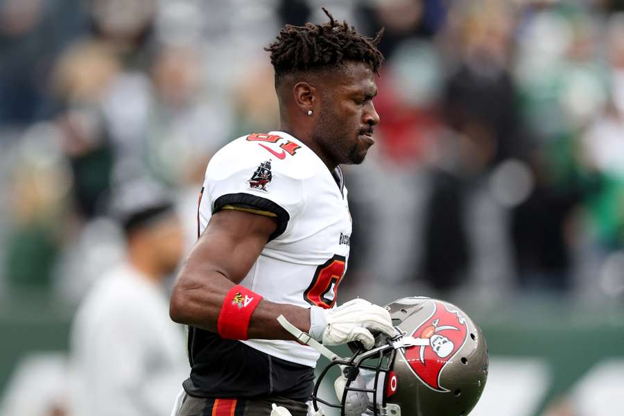 Antonio Brown during his time with the Tampa Bay Buccaneers. Antonio Brown during his time with the Tampa Bay Buccaneers.