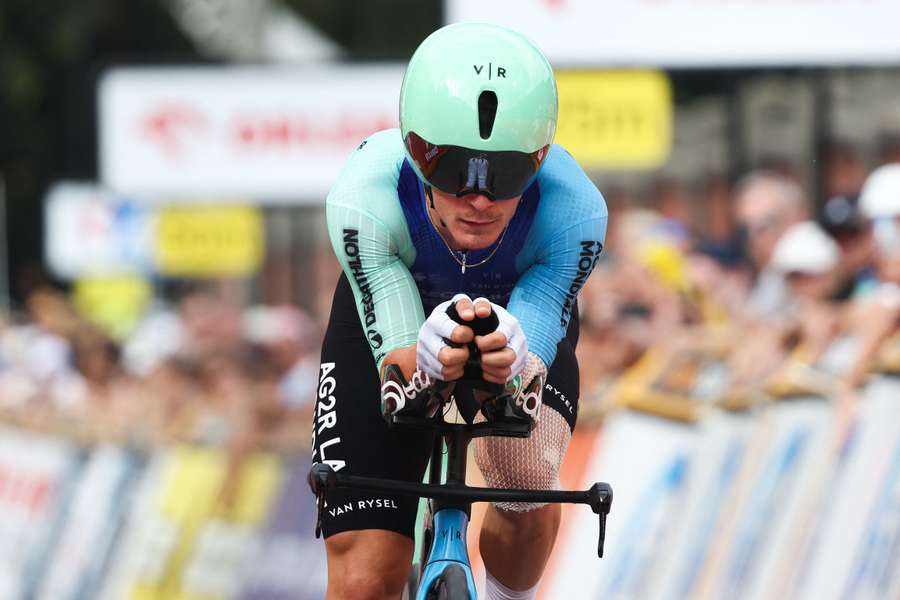 Paul Lapeira remporte le Tour des Alpes-Maritimes Paul Lapeira remporte le Tour des Alpes-Maritimes