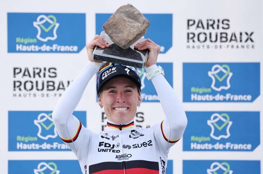 Franziska Koch légendaire ! Franziska Koch légendaire !