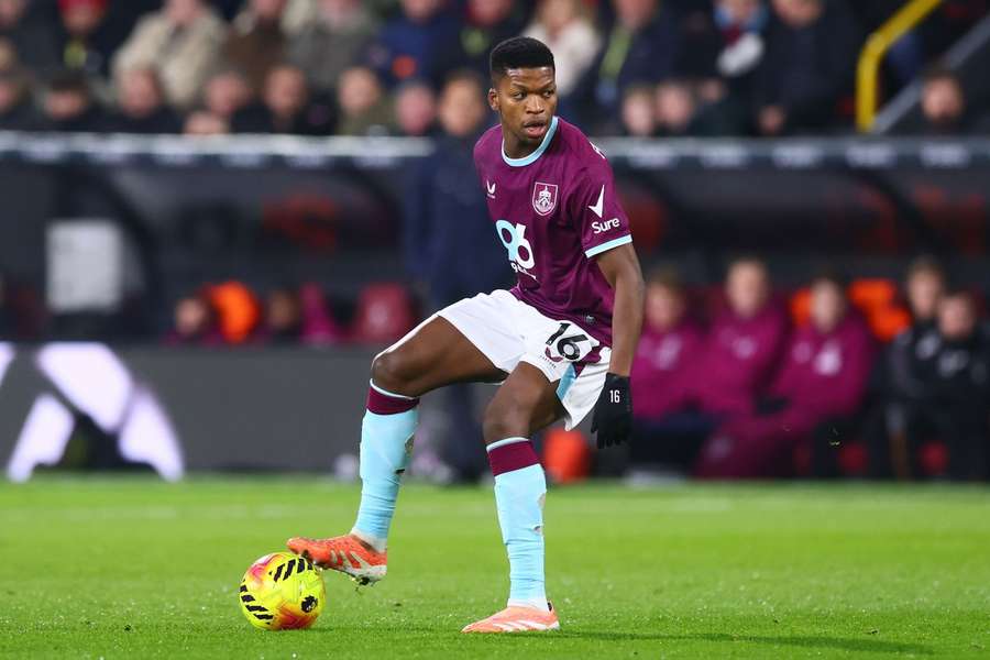 Florentino Luís, médio do Burnley