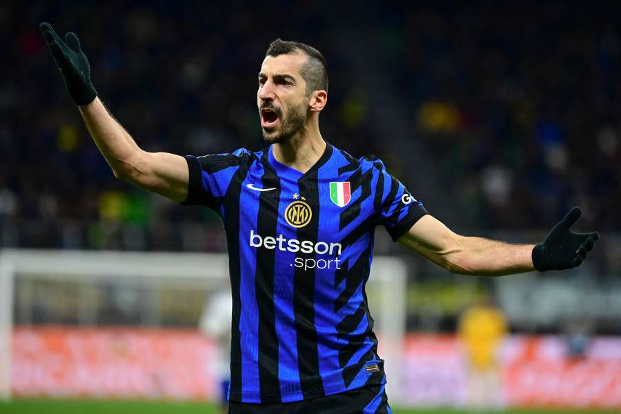 Henrikh Mkhitaryan está em dúvida