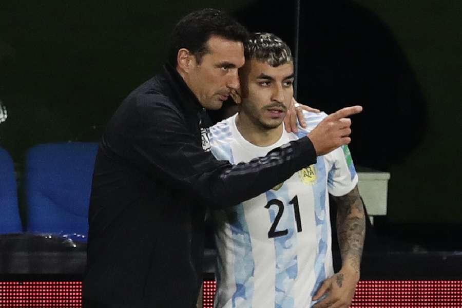 Scaloni llama a Ángel Correa, que jugará el Mundial por la lesión de Nico González