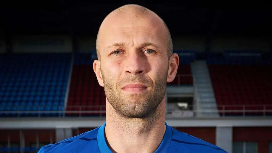 Jánošík je kapitánom Dubnice.