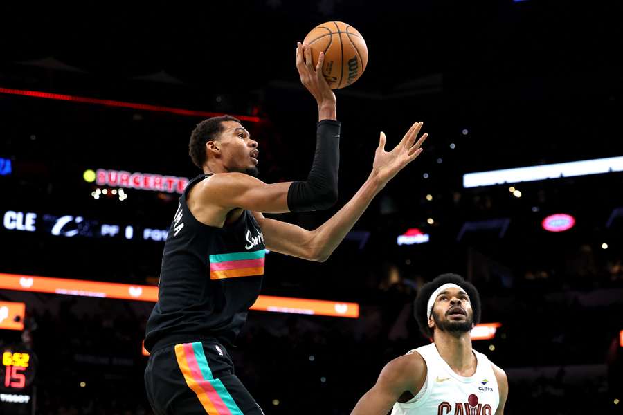 Victor Wembanyama cette nuit. Victor Wembanyama cette nuit.