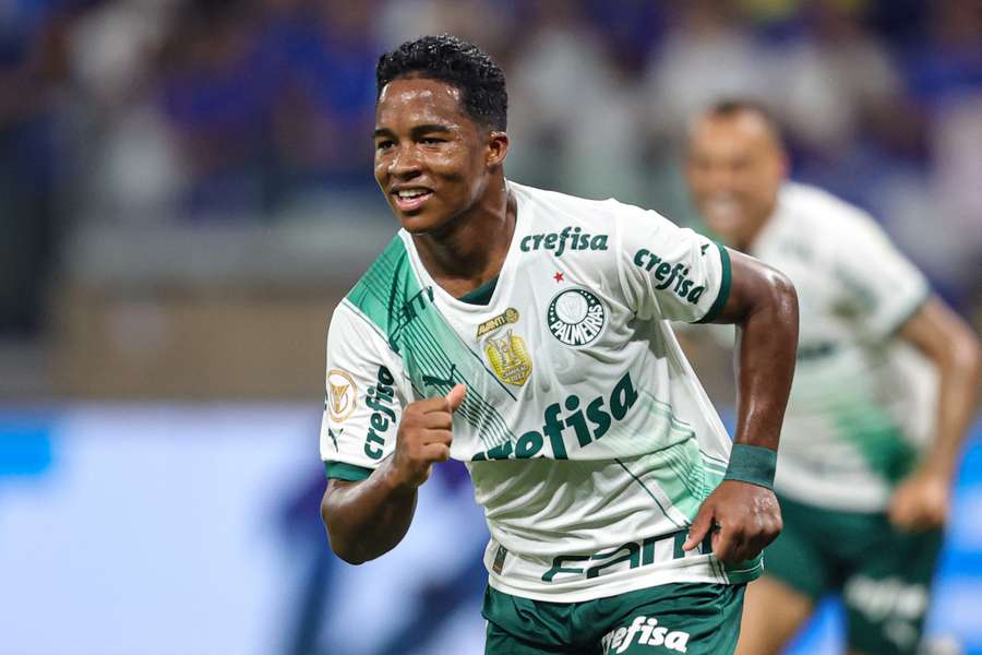 Endrick im Trikot von Palmeiras