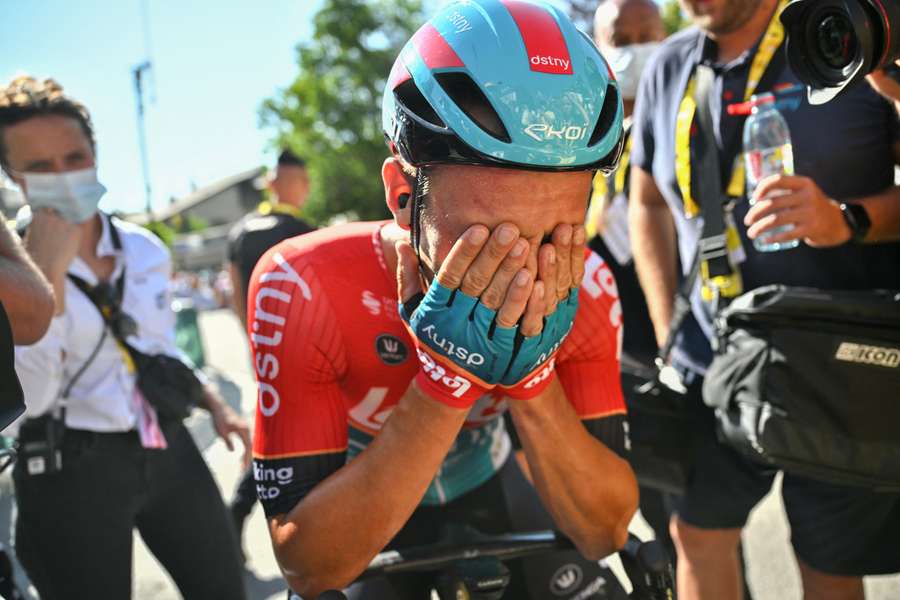 Victor Campenaerts war nach seinem Etappensieg extrem aufgewühlt.